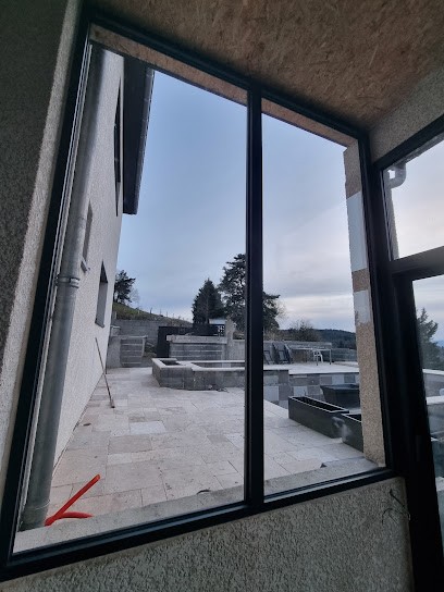 L'ouverture, Menuisier à Issoire