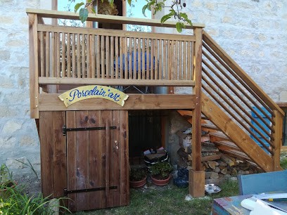 Avec des Scies, Menuisier à Viuz-en-Sallaz