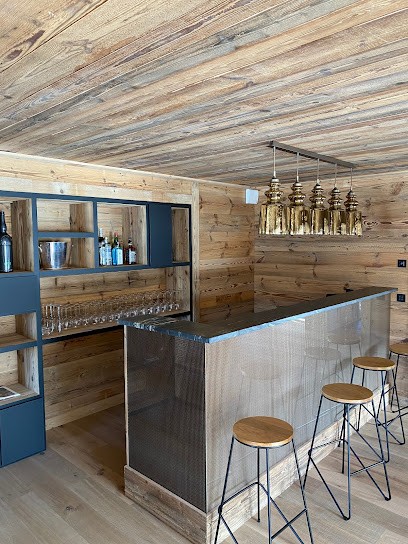 Menuiserie des Trois Vallées, Menuisier à Moûtiers