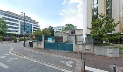 Anton, Menuisier à Toulouse