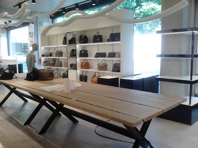 Vitalbois, Menuisier au Poiré-sur-Vie