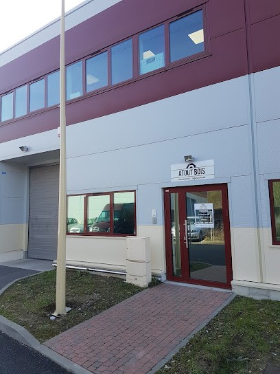 Atout Bois - Agenceur Menuiserie Bois, Menuisier au Pin