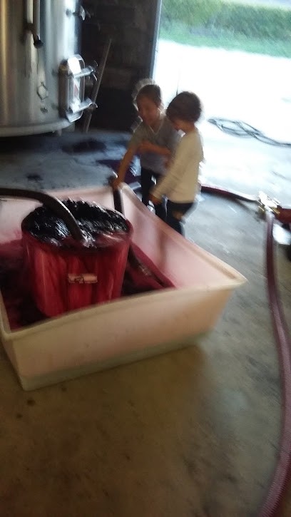 woodstartiste and stonestartiste, Menuisier à Pugnac