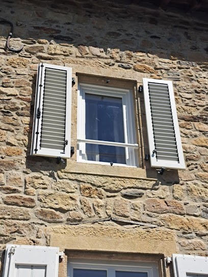 ORLHAC MENUISERIES, Menuisier à Saint-Chély-d'Apcher