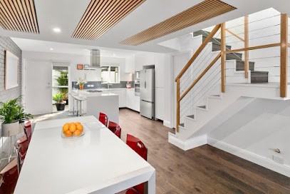 Harwood Menuisier, Menuisier à Orignac